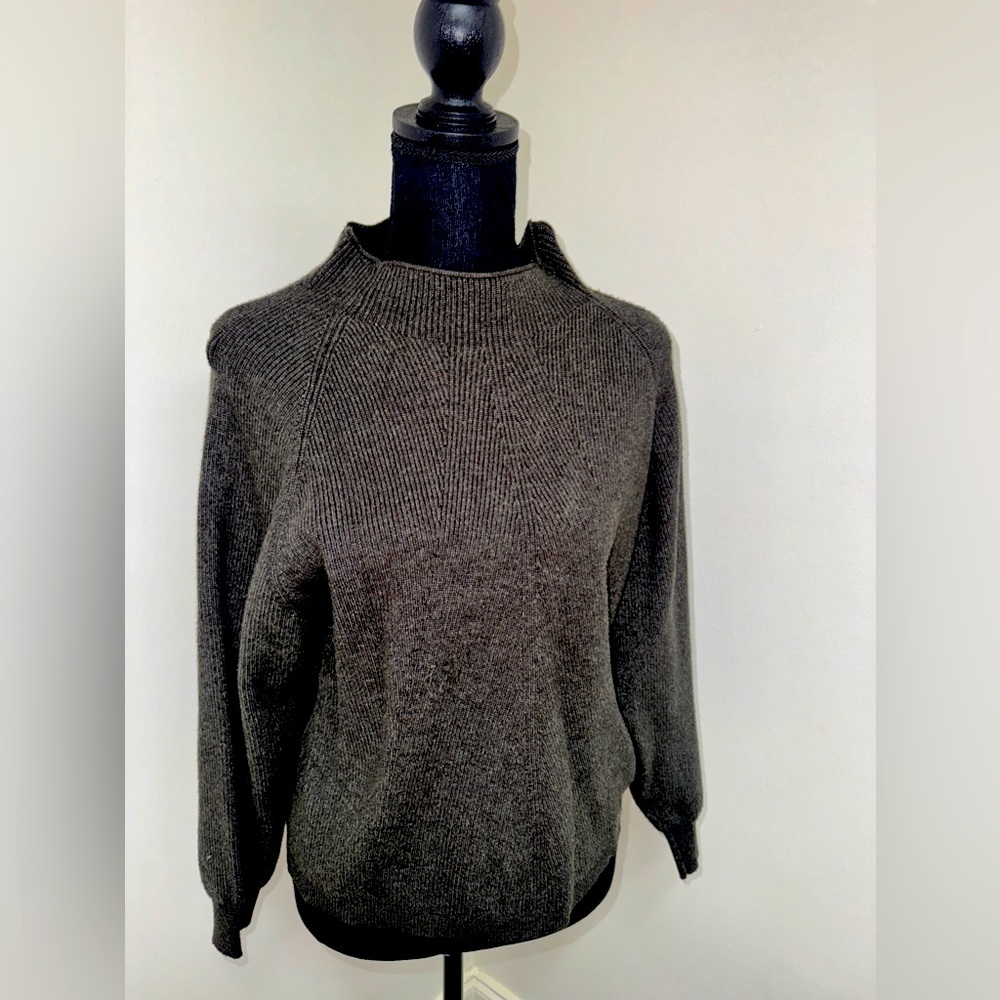 Grey sweater size XL